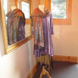 Tienda Ho Brown Rayon Skirt w/Purple Steel Pony Tunic and Paisley Viscose Shawl